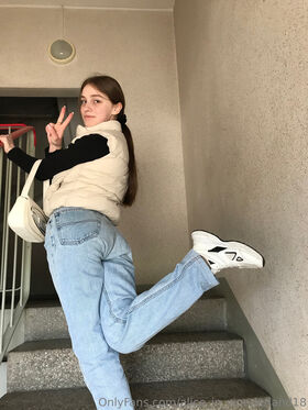 Alice_in_wonderland18