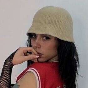 Angela Lozada