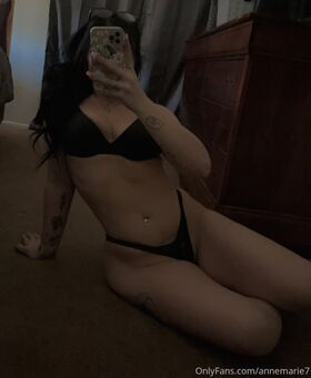 Anniemarie7 / Little22lady / Honeybaby_lo