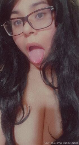 astuciousmochi