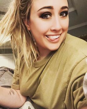 BabyTayTay93_VIP