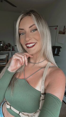 BasicWitGirl