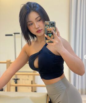 Beo Deul Jeong 정버들