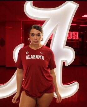 Chandler Olivia Hayden