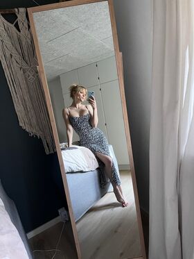 Copykat_/Itsyourkatrine