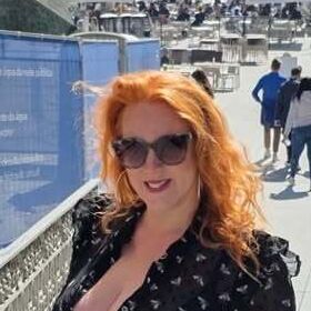 Foxy English Redhead