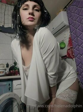 helenadolphin