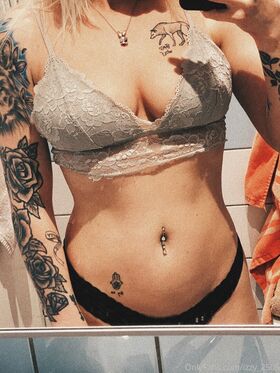 izzy_2505 Nude Leaks OnlyFans Photo 3