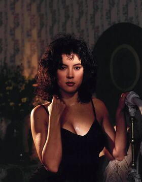 Jennifer Tilly