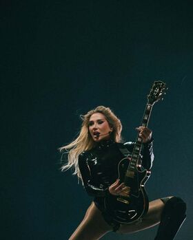 KeshaRose