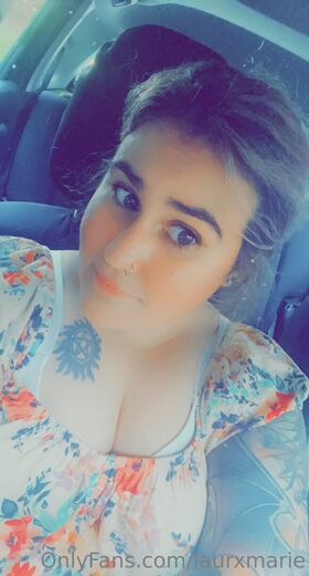 laurxmarie