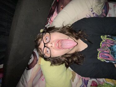 Long Tongue Fetish