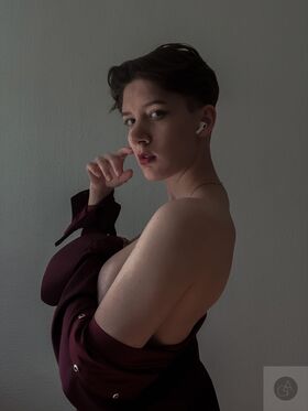 Nataliagonharova / Lesya Herbert