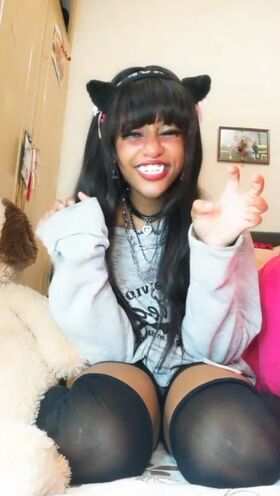 Princess Sachiko () / Princess Sayaka ()