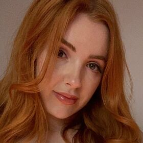 scarletttjonesofficial