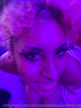 shroomiebabiuncensored