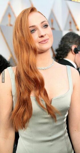 sophieturner