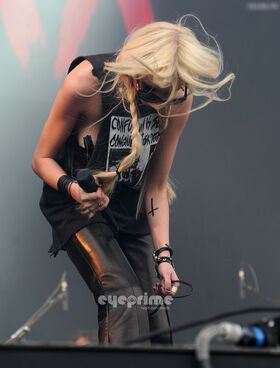 Taylor Momsen