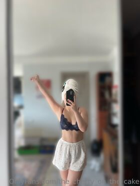 the_cherry_on_the_cake