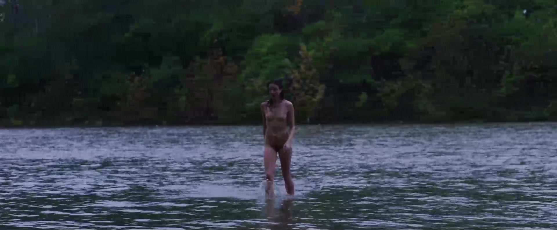 Nude margaret qualley Maid Star