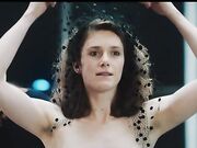 Miriam Stein Nude - Moskau Einfach! (2020)