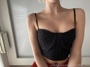 your_little_evie